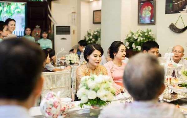 Cô dâu chú rể cần chuẩn bị chi phí gì cho lễ dạm ngõ?