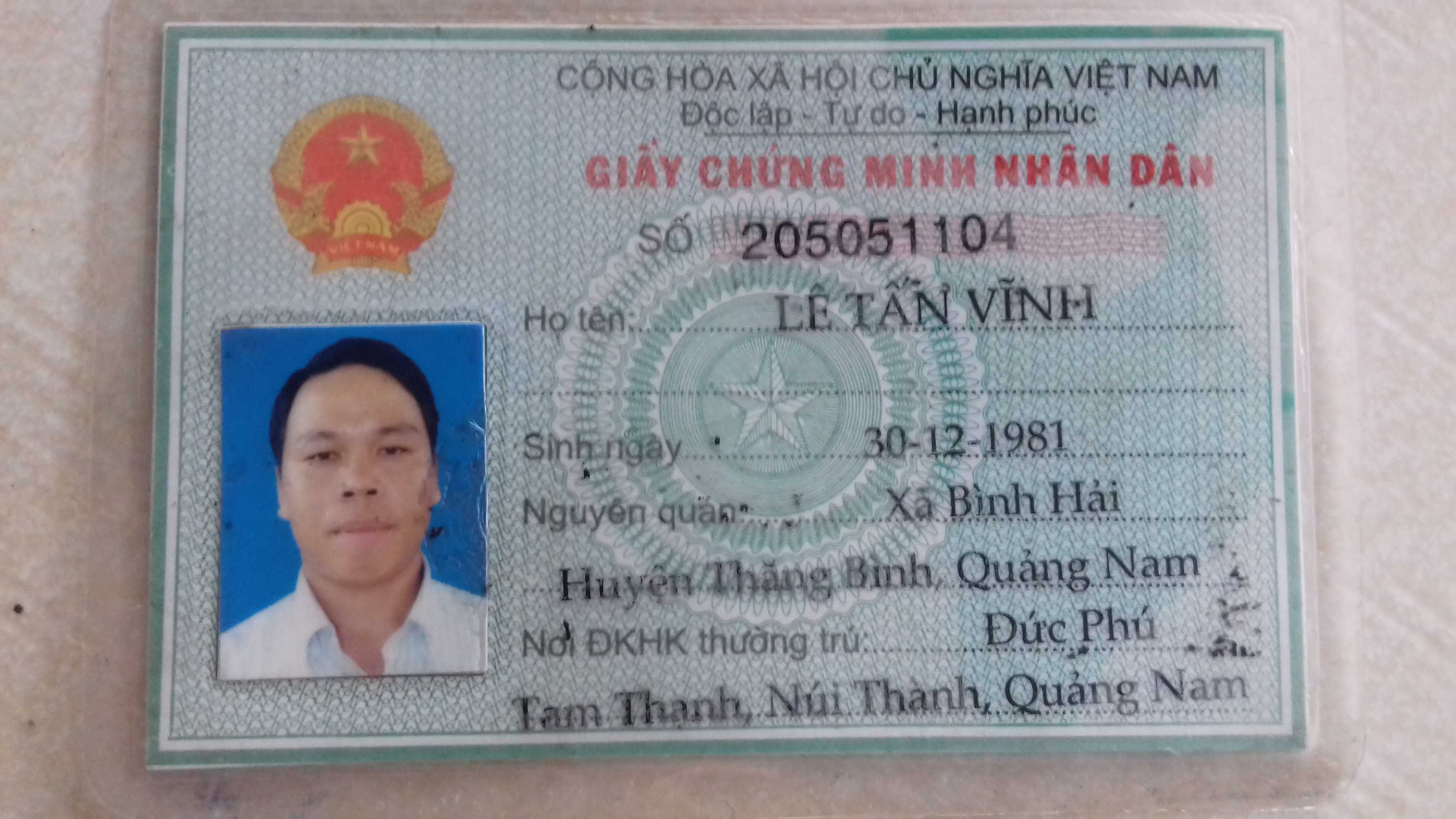Tấn Vinh Lê