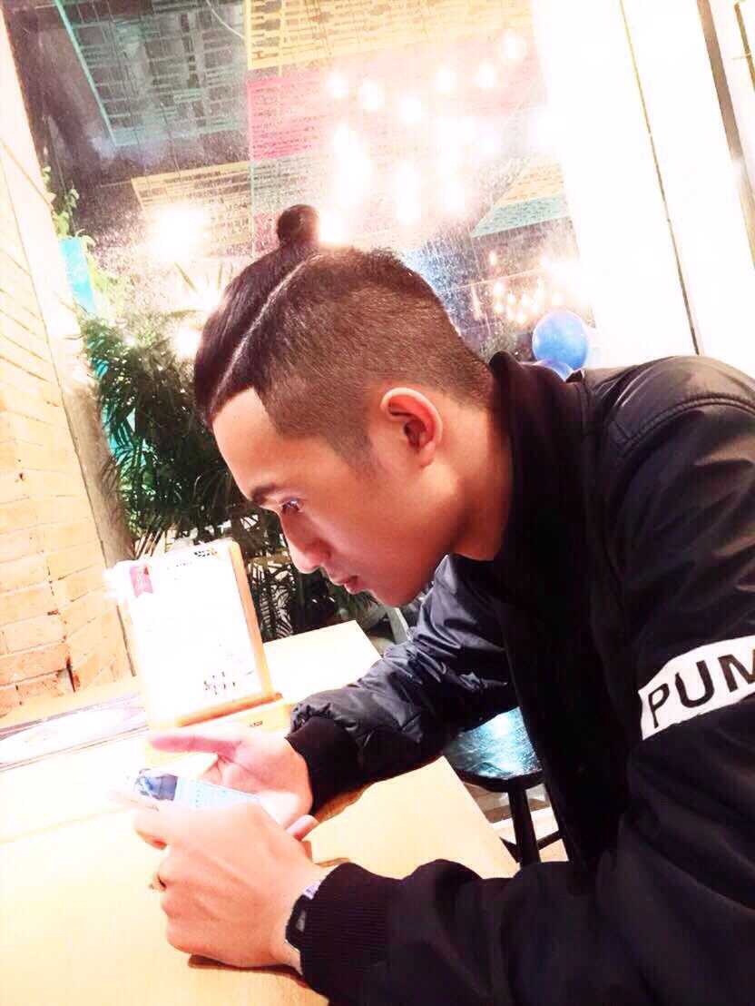 Tuấn Trần
