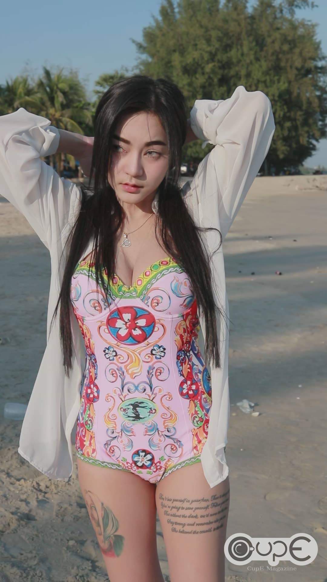 Model : ชมภูนุช เขียวชอุ่ม