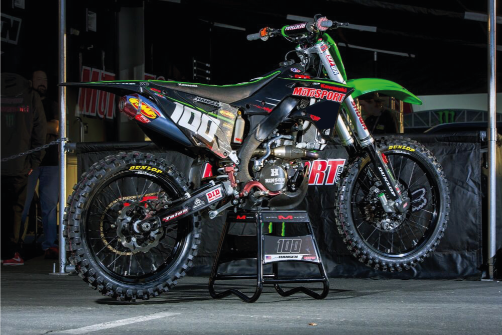 THE BEAUTY OF CUSTOM MOTOCROSS GRAPHICS FOR ENHANCING THE BEAUTY