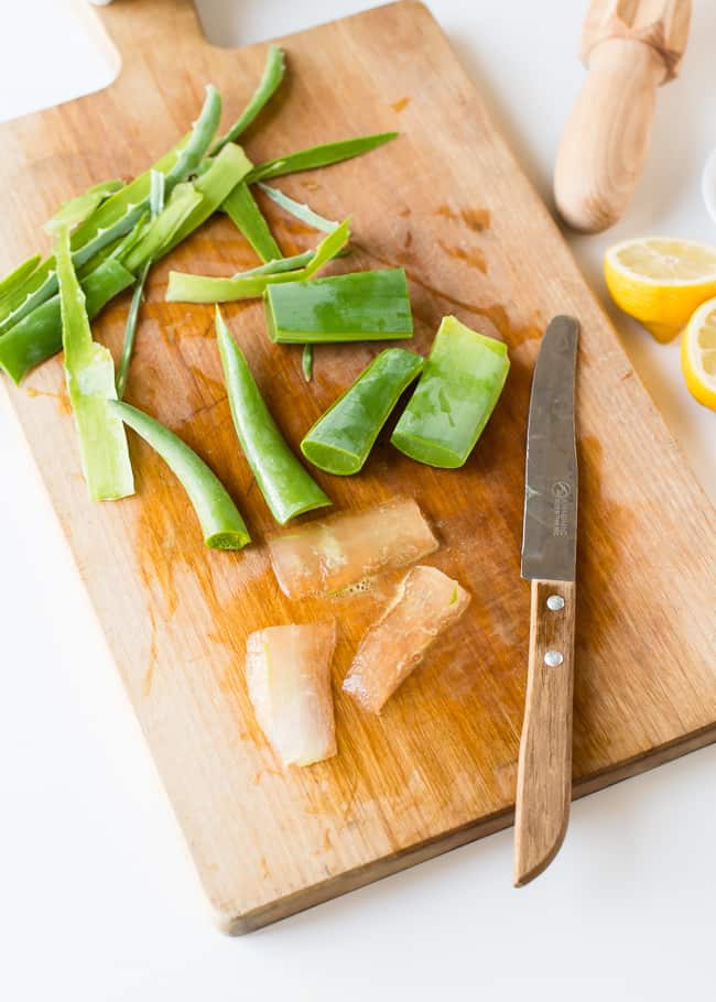 Cách làm mặt nạ nha đam với chanh