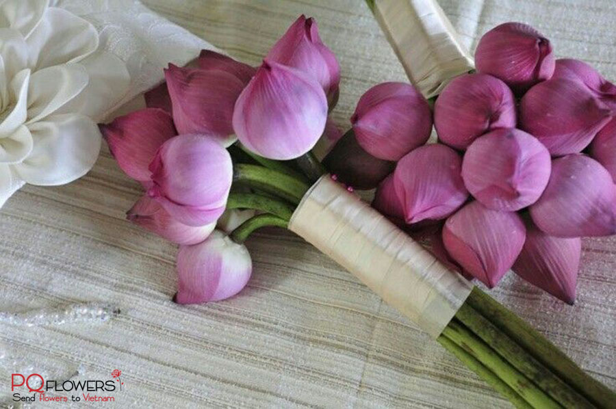 Lotus Flower - A meaningful gift for a foreign partner - Send Flowers & Gifts online to Vietnam | Flower Delivery in VietNam | Phu Quy Flowers