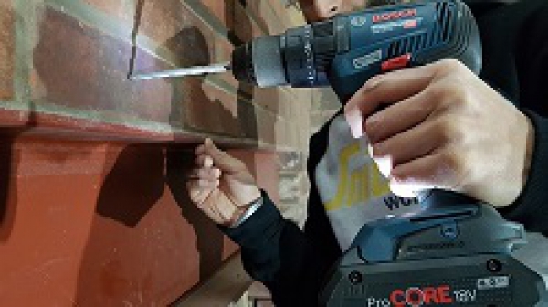 Máy bắn vít khoan tường Bosch nên chọn loại nào?