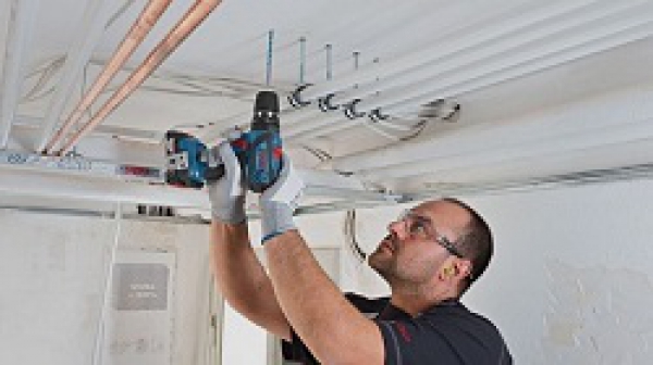 Top 3 máy khoan pin Bosch 18V có búa tốt nhất hiện nay