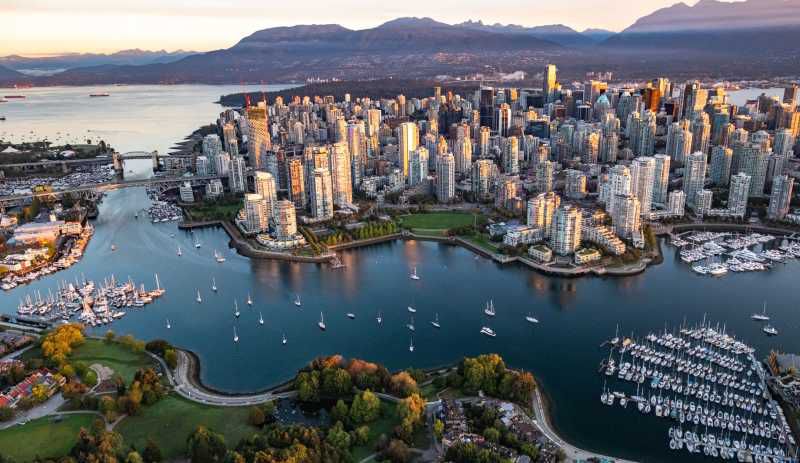 Thủ tục giấy tờ cần có để gửi hàng đi Canada