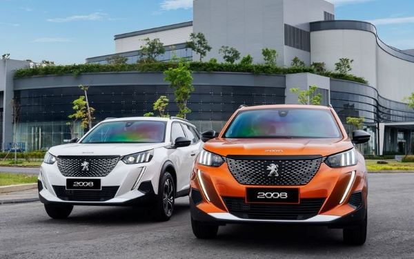 Đánh giá, hình ảnh chi tiết nội thất Peugeot 2008 2022: khoang lái, các hàng ghế, tiện nghi