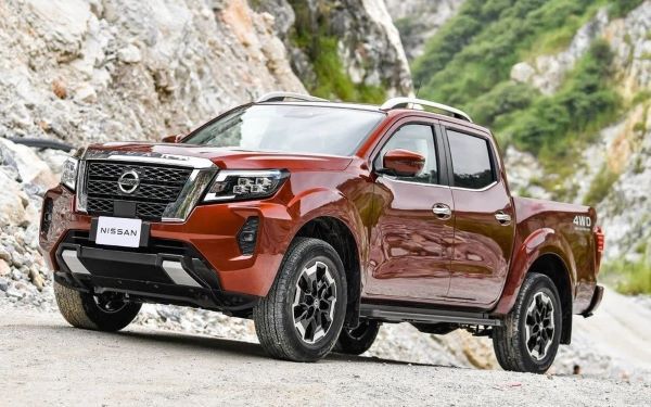 Đánh giá, hình ảnh chi tiết nội thất Nissan Navara 2022: khoang lái, các hàng ghế, tiện nghi