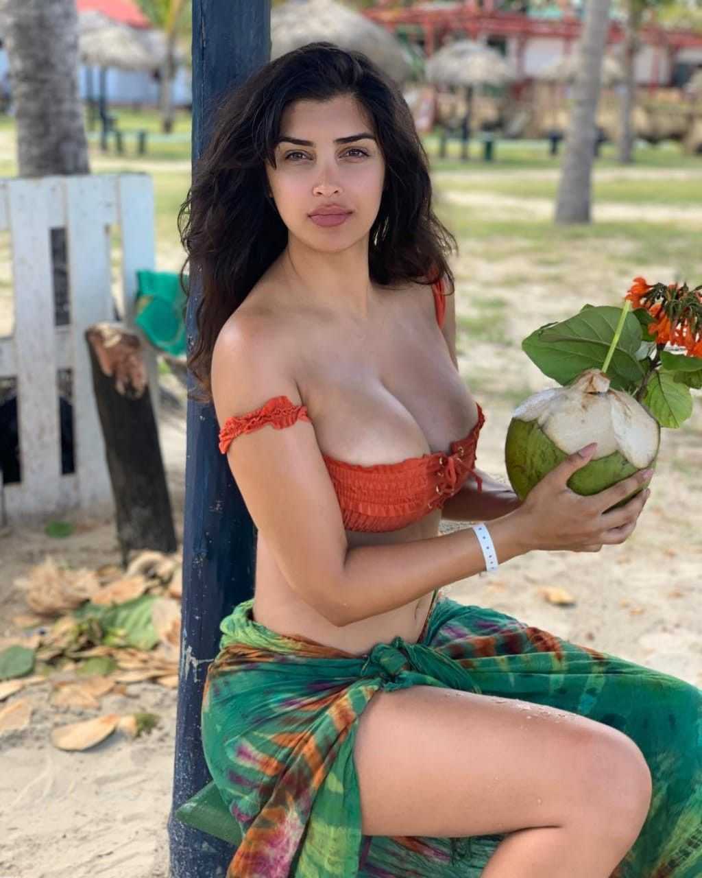 ramya sharma spa
