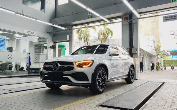Mercedes-Benz GLC 300 4Matic 2023: Giá lăn bánh và khuyến mãi tháng 10/2022, màu sắc, đánh giá, thông số kỹ ...