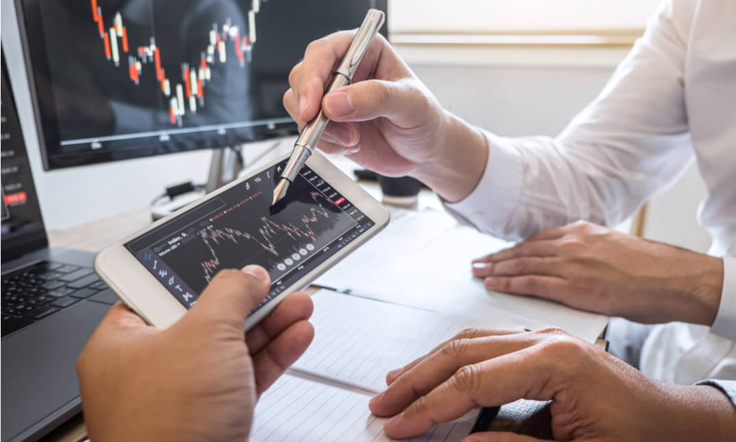 Forex Education: Empowering Traders for Success - Groomin Waves