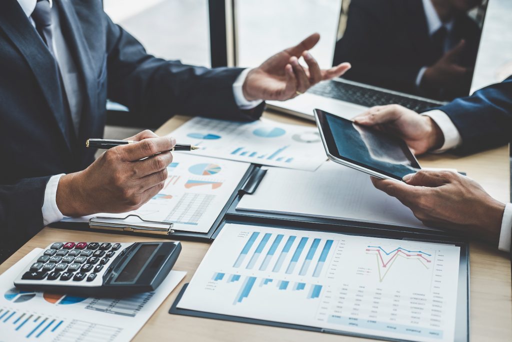 Free Forex Course on Fundamental Analysis: Master the Art of Analyzing Currency Markets - Tech Zeela