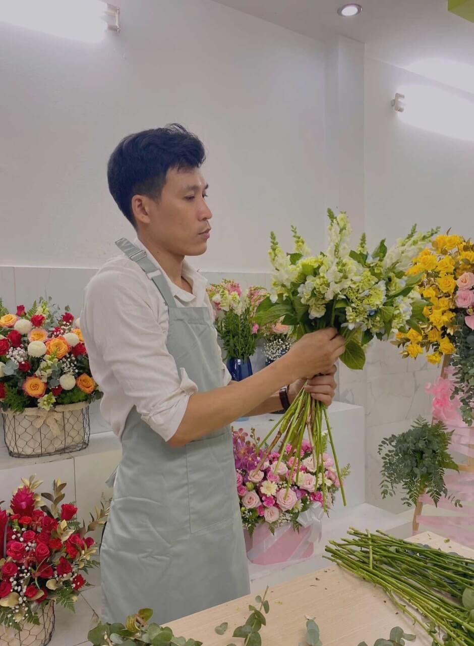Khoá học cắm hoa cơ bản cho người mới bắt đầu| Lớp học cắm hoa ở TPHCM