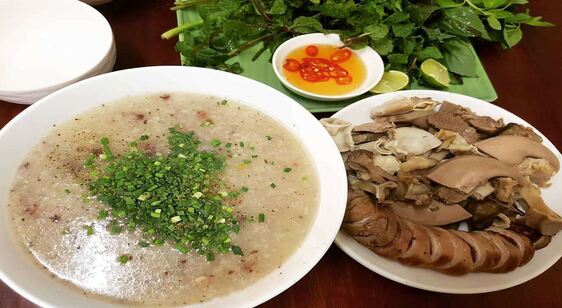 Cháo lòng bao nhiêu calo? Ăn cháo lòng có mập không?