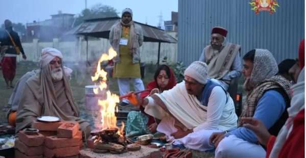 Ayodhya Ram Lalla Pran Pratishtha: आज अयोध्या भ्रमण पर निकलेगी बालस्वरूप रामलला की प्रतिमा, जलयात्रा, तीर्थ पूजा और सुवासिनी पूजा होगी