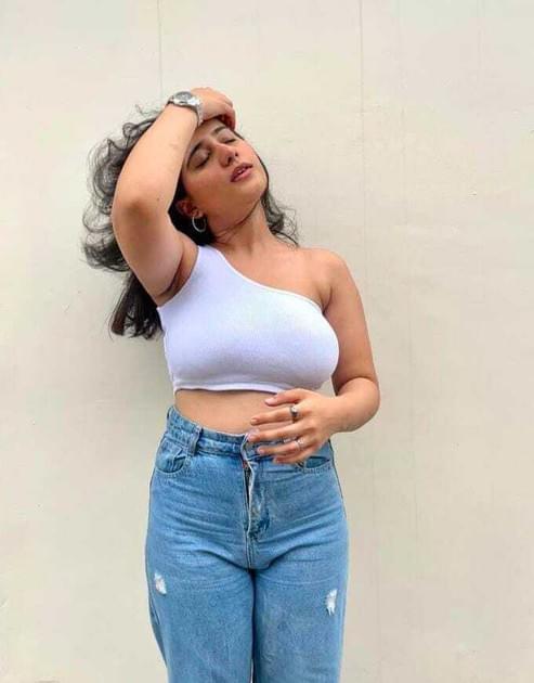 **** in Bhopal | Sexy Russian Call Girl Service at Low Price on Strikingly