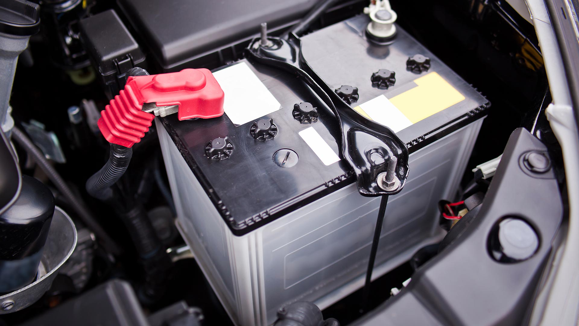 Can a Car Battery Get Wet: Strategies to Keep Your Car Battery Dry and Powerful" - Battery Hub