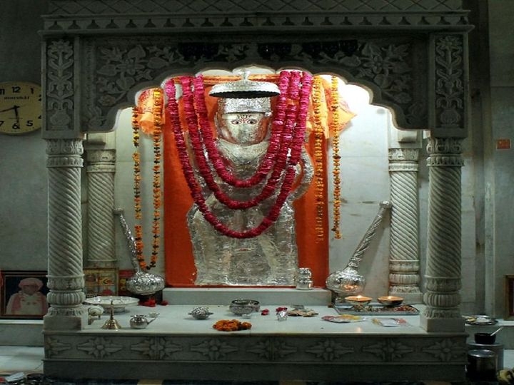 Saini Divya