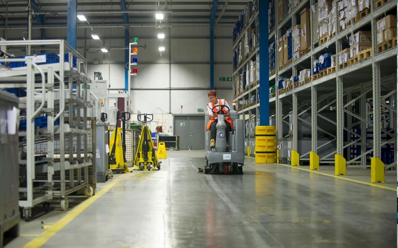 Expert Industrial Cleaning Services | Keeping Your Facility Pristine - Emperiortech