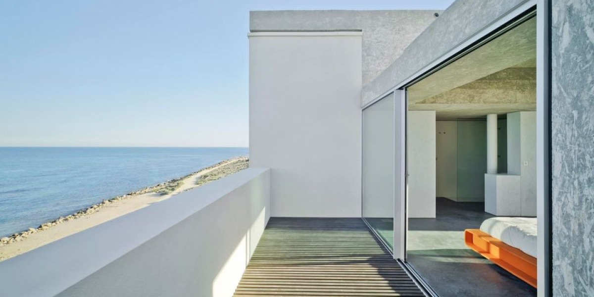 TRADE BIFOLD DOORS | ARKAY WINDOWS