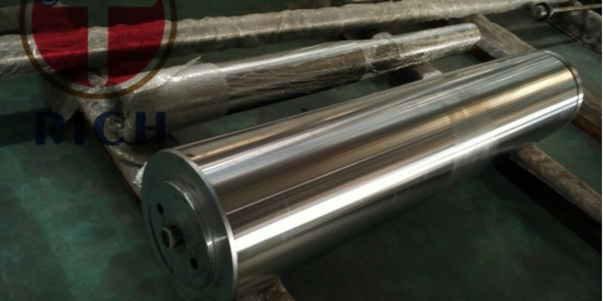 The Role of Hydraulic Telescopic Cylinders in Mobile Equipment