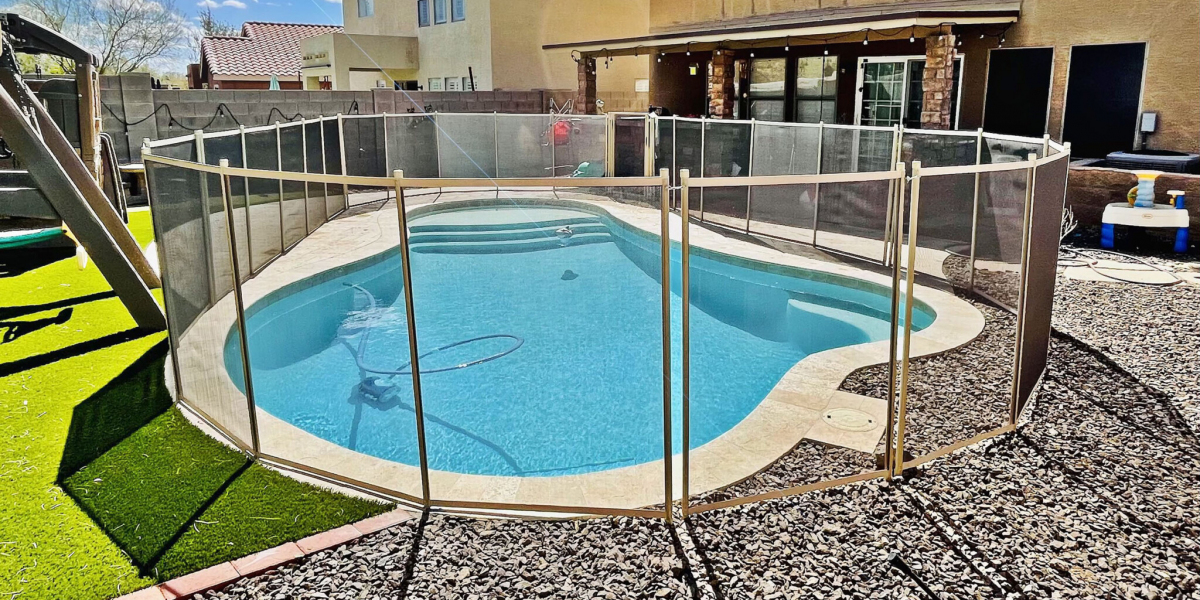 The Importance of Trusted Pool Fence Contractors in Mansfield, TX