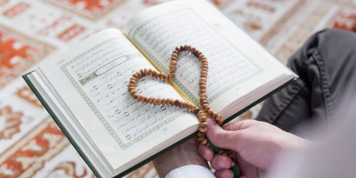 An online and home-based female Quran instructor is available for Quranic studies.