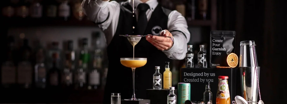 cocktail connoisseurs