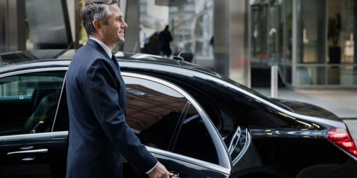 Airport Shuttle Service by Austin’s Best Limo Team