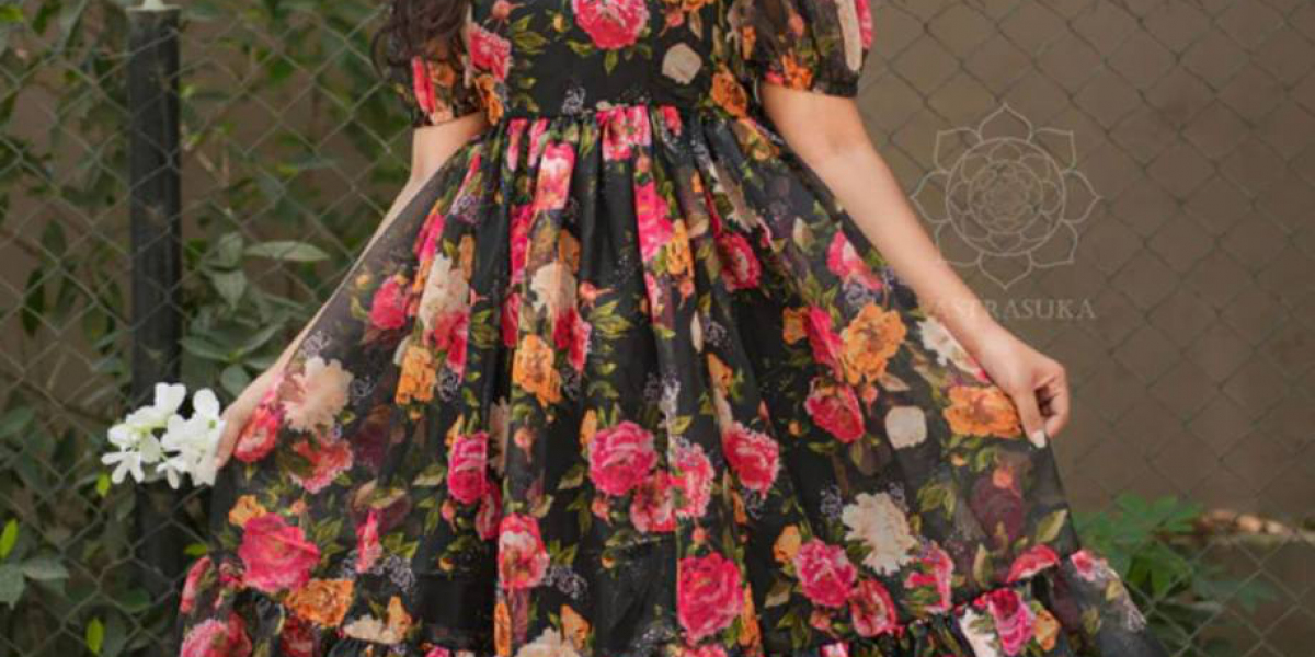 Top Ladies Kurti Manufacturer – Trendy & Quality Designs