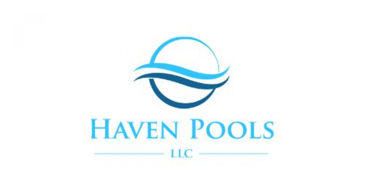 Transform Your Backyard into Paradise: Why Choosing the Right Palm Coast Pool Builders Matters