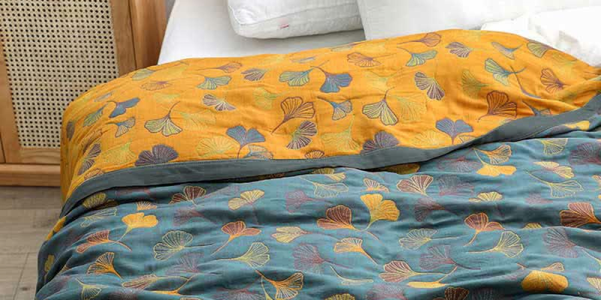 What Is a Cotton Quilt and How Is It Made?