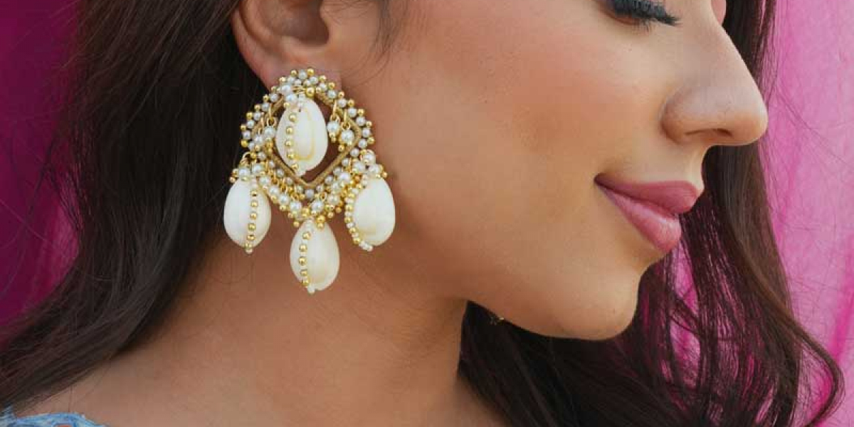 Traditional Jewellery for Women: A Legacy of Art, Culture, and Grace