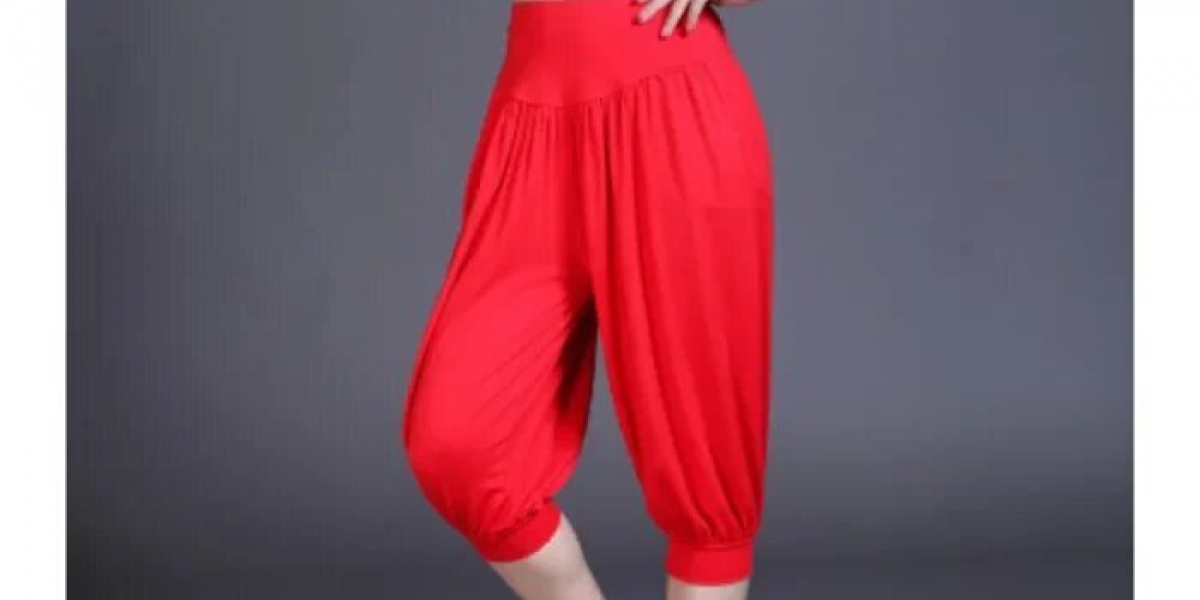 The Rise of Yoga Pants: Comfort, Style, and Versatility Combined