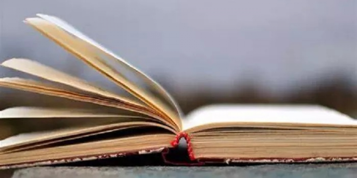 How to Identify a Villanelle: Understanding Its Structure and Characteristics