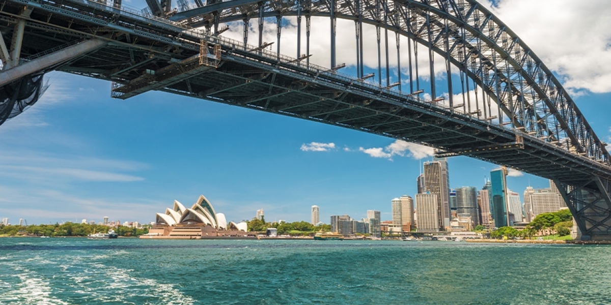 Cruise Your Way Through Sydney's Heart on a Cruise!