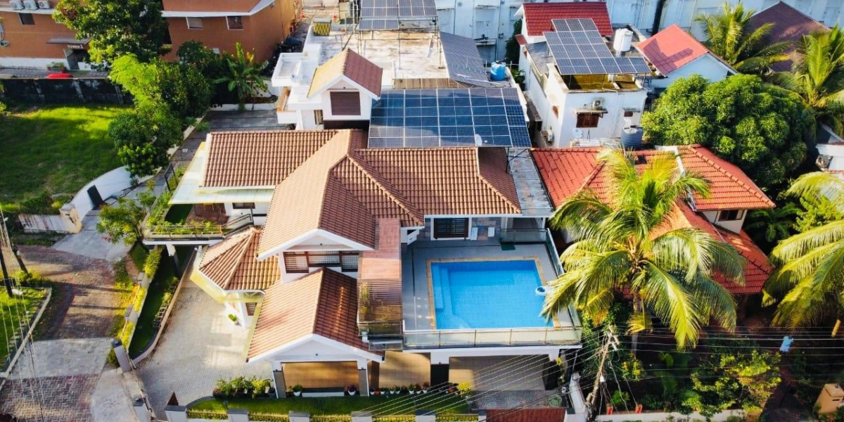 The Environmental Benefits of Solar Energy: Reducing Carbon Footprint