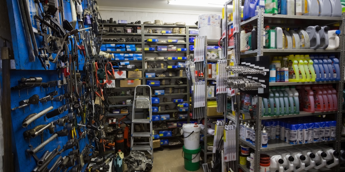 Finding the Right Fit: How to Select a Reliable Mercedes Spare Parts Retailer