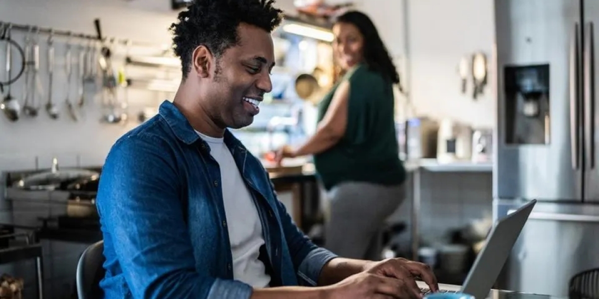 What You Need to Know About Remote Startup Jobs Before Applying