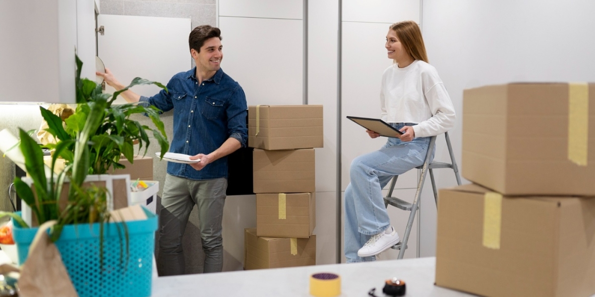 Hire the Right Movers and Packers Services in Dubai