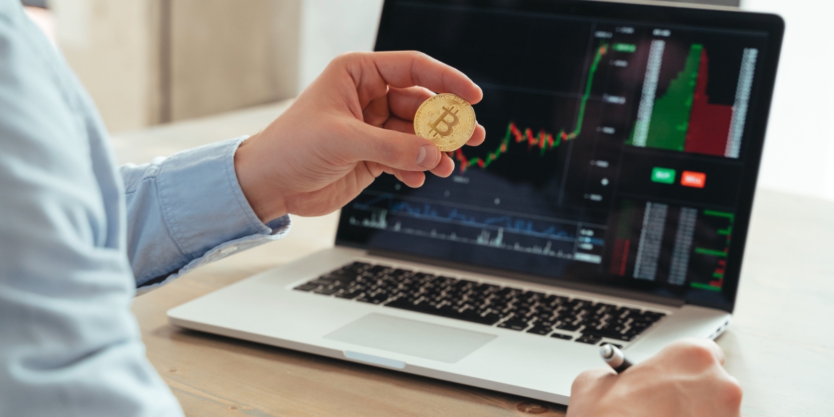 What's The Job Market For Low Fee Crypto Exchange Professionals Like?