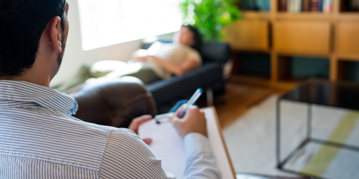 The 12 Most Obnoxious Types Of Accounts You Follow On Twitter