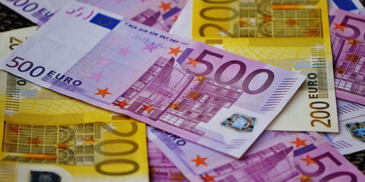5 Reputable Counterfeit Money Providers Myths You Should Avoid
