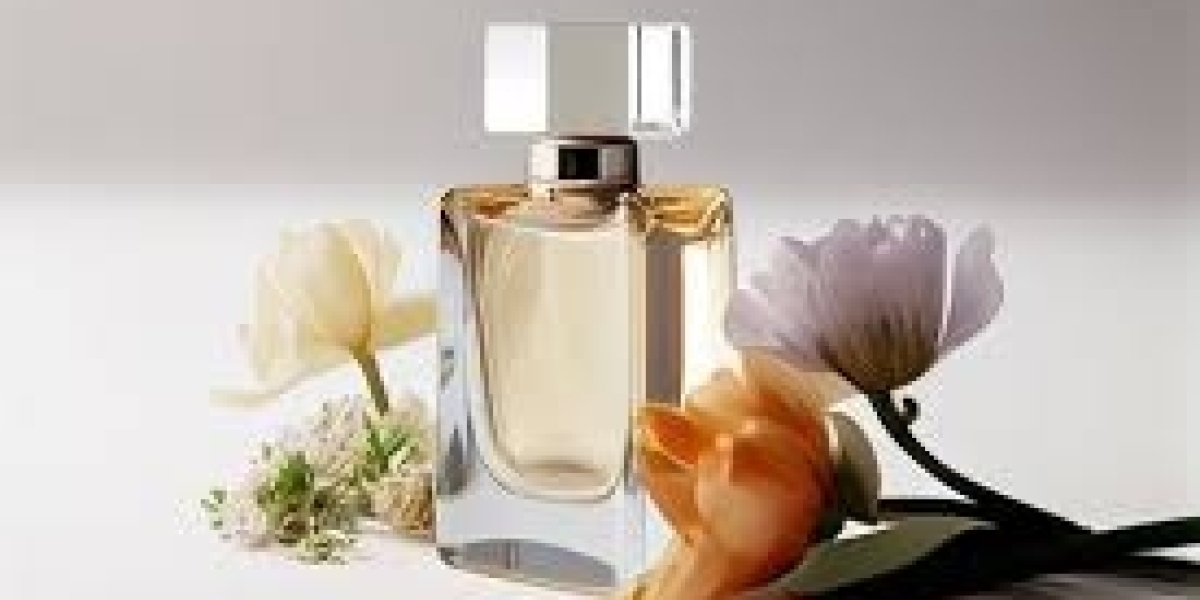 Top Designer Aquatic Perfumes and Floral Perfumes Worth Collecting