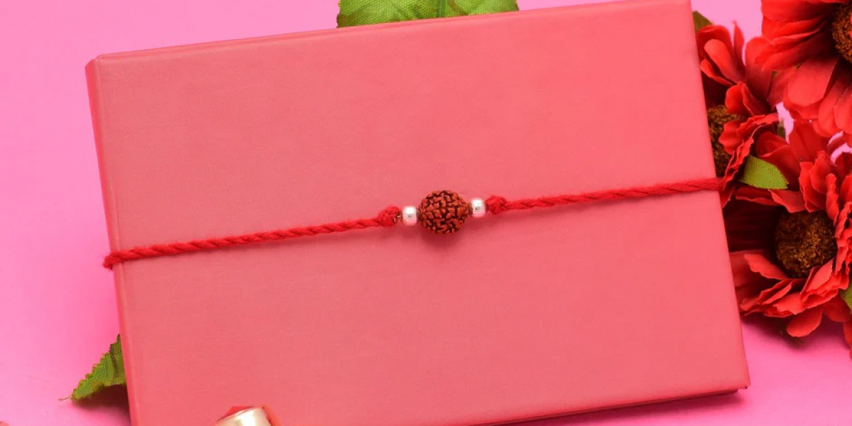 Celebrate Rakhi with Bhaiya Bhabhi Rakhi Set & Gold Saving Scheme