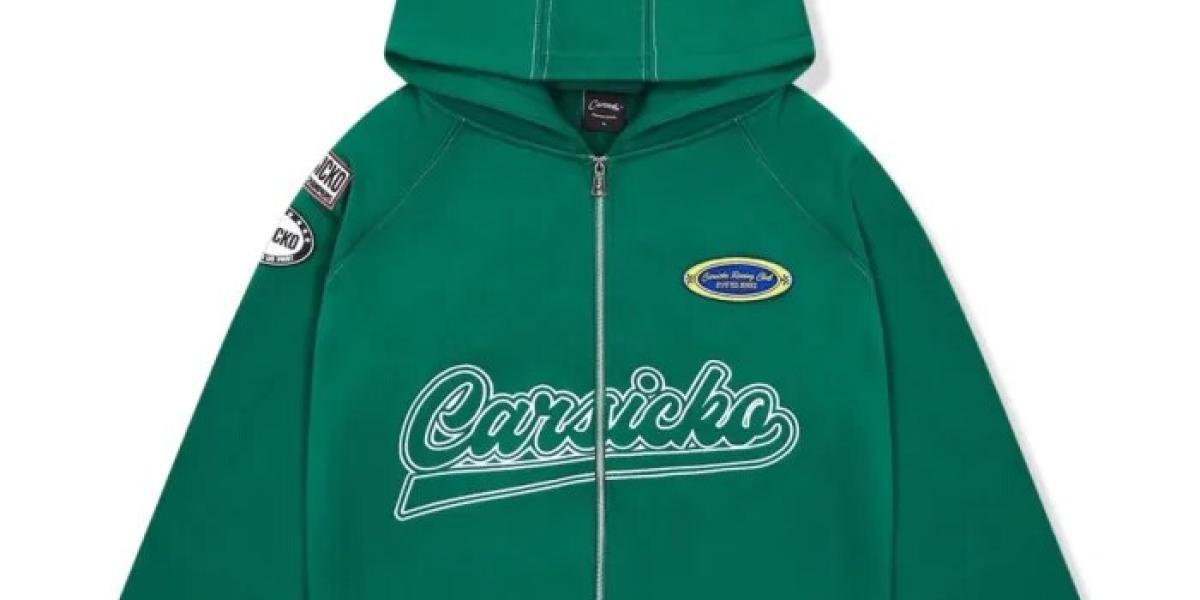 A Complete Guide to the Carsicko Hoodie: Style, Care & Longevity