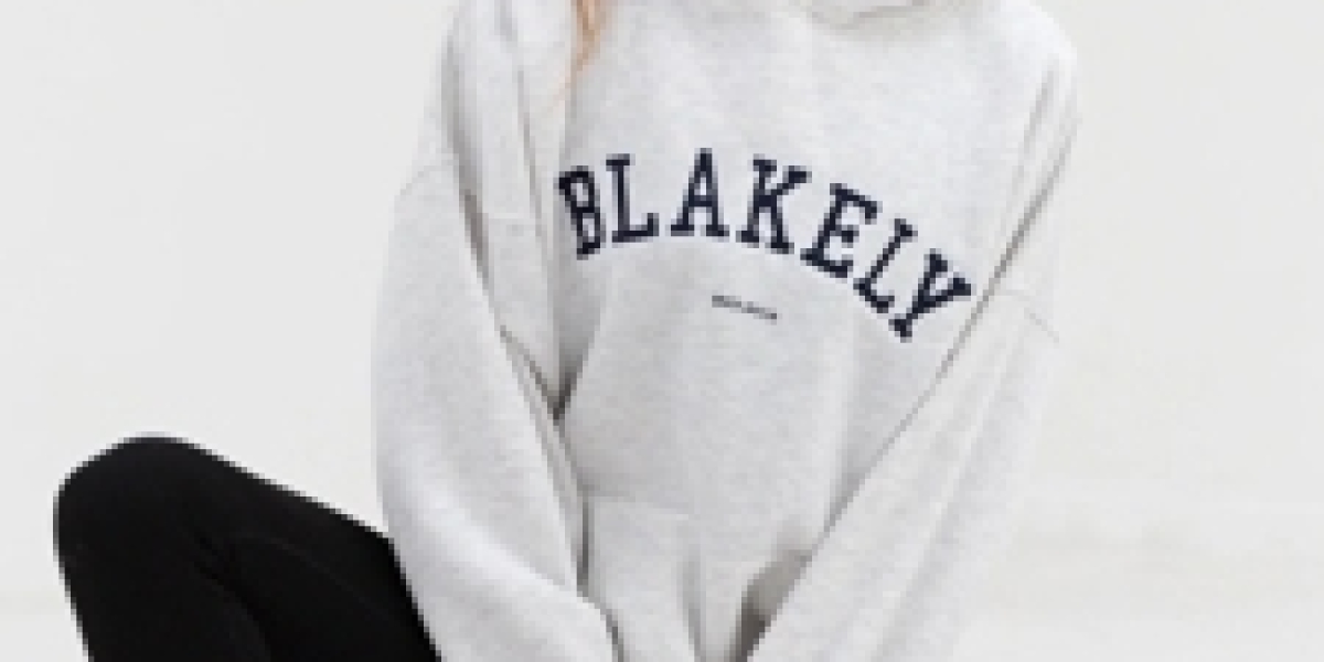 Blakely Hoodie Review 2025 Style, Fit, and Everyday Versatility