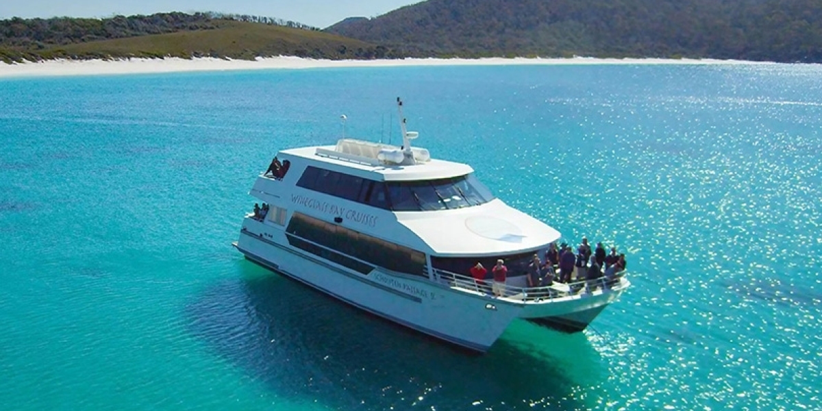 Sail into the Heart of Tasmania’s Beauty with Wineglass Bay Cruises