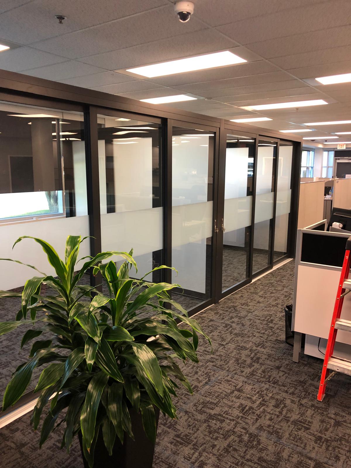 Transform Commercial Interiors with Glass Doors & Walls: Why It’s a Game-Changer for Your Toronto Workspace?