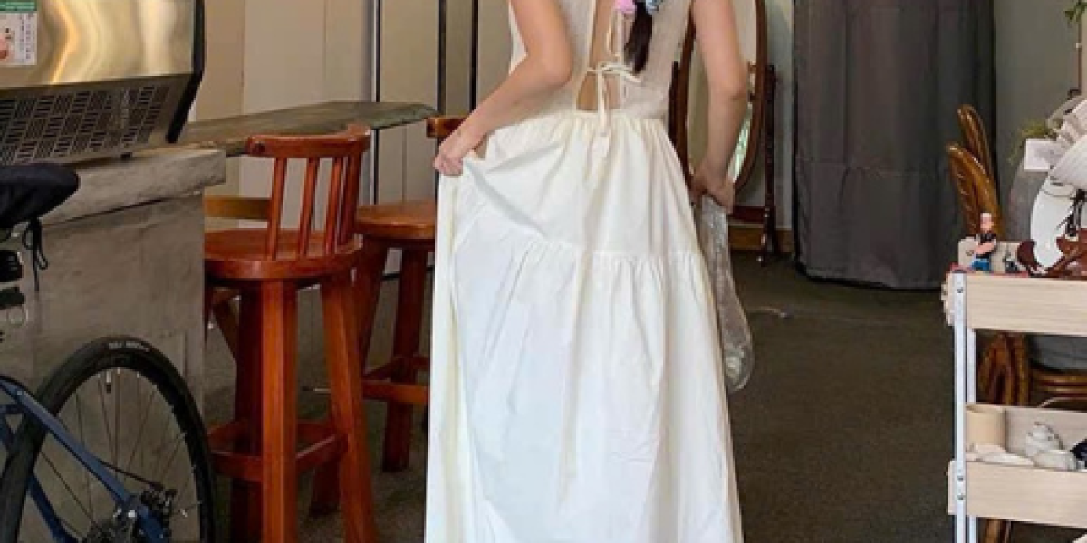 Gợi ý phối đồ với váy maxi cotton cho nàng hiện đại